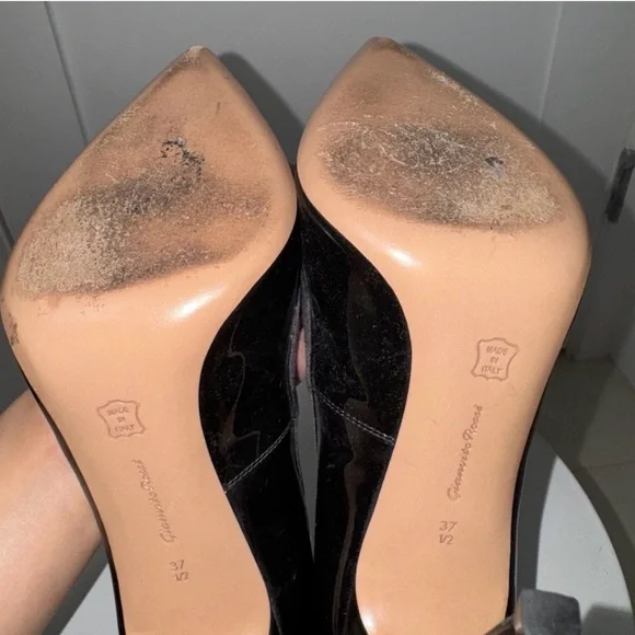 Gianvito Rossi Tuxedo 100mm Leather Pumps/7.5 - Picture 7 of 7